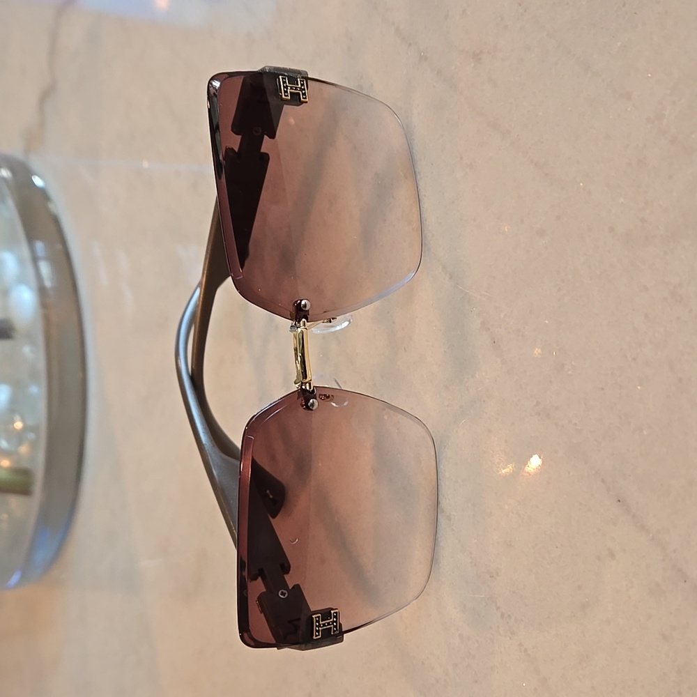 H Ombre rimless 2 color tan fade lense  Lightweight.  Designer Looks …